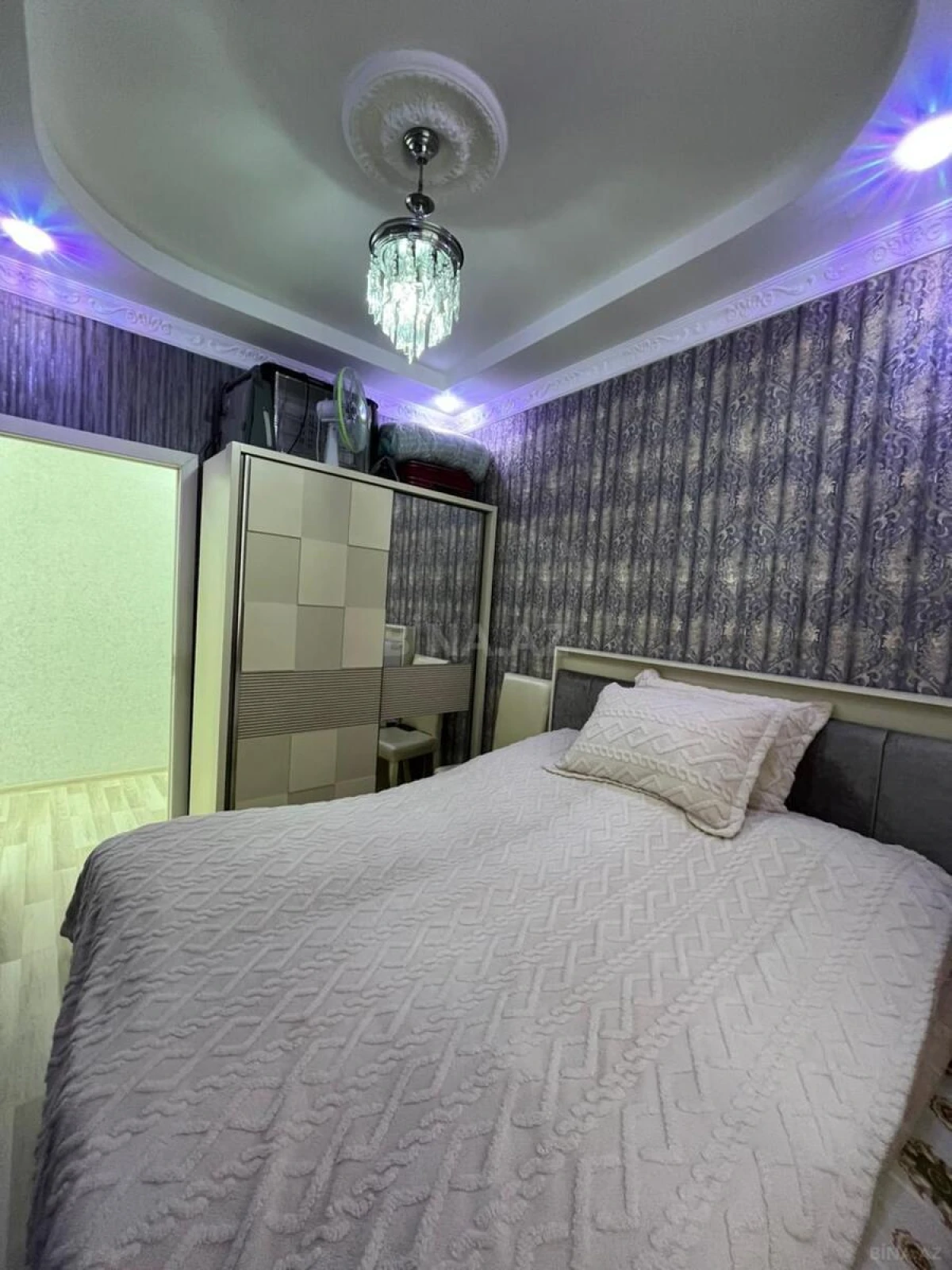 Satılır 2 otaqlı mənzil 55 m²