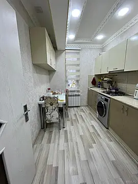 Satılır 2 otaqlı mənzil 55 m²