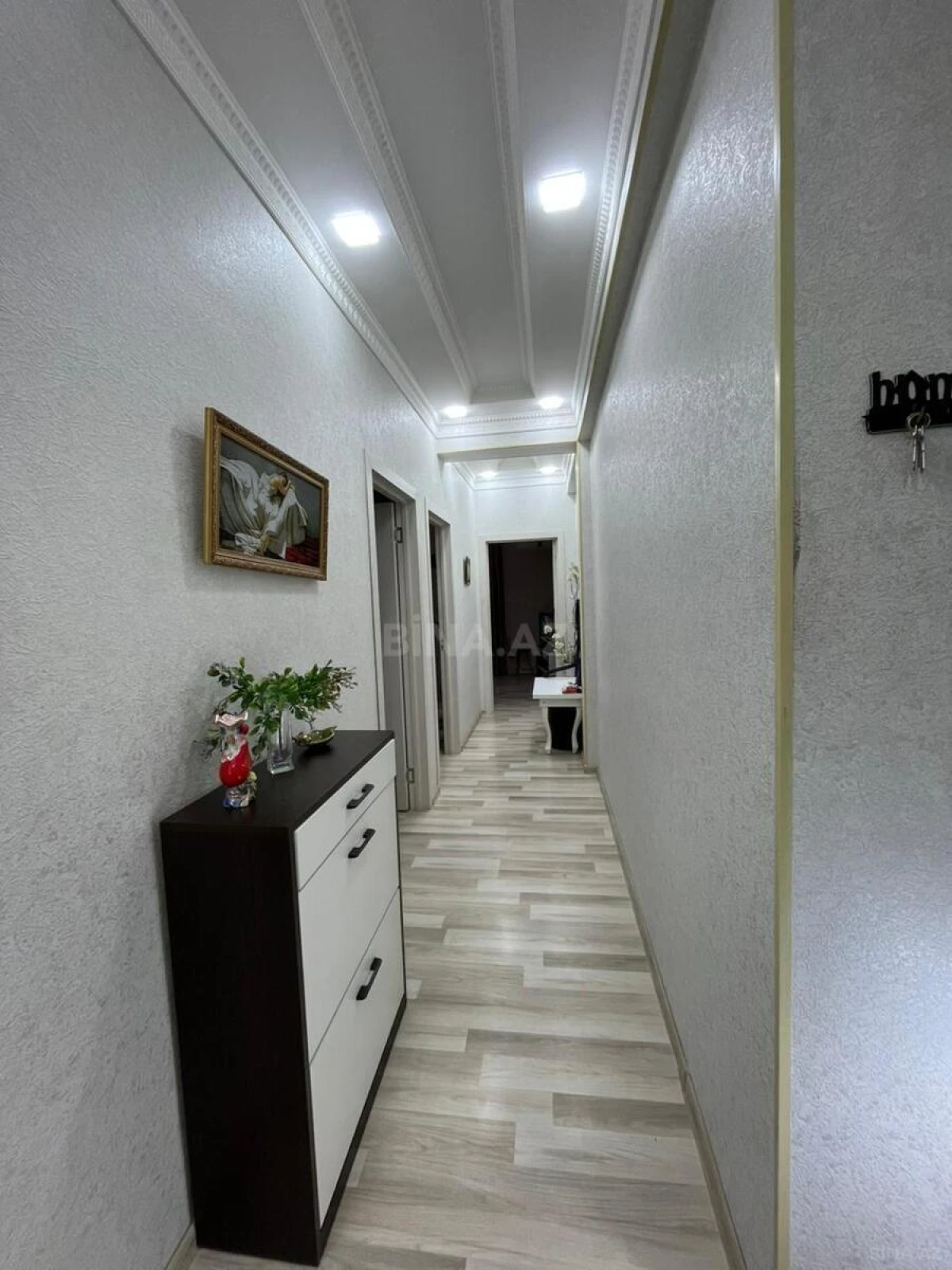 Satılır 2 otaqlı mənzil 55 m²