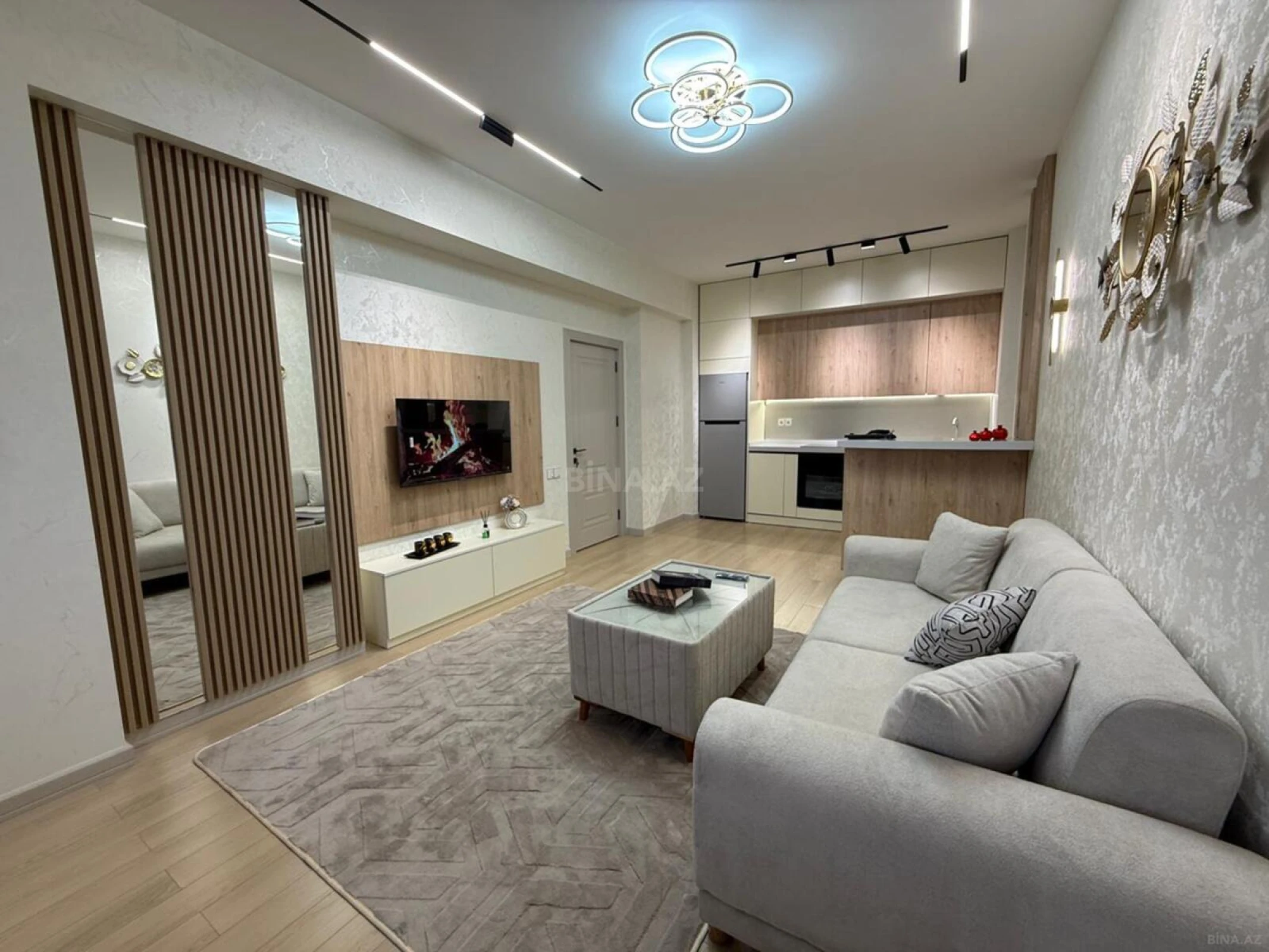 Satılır 2 otaqlı mənzil 66 m²