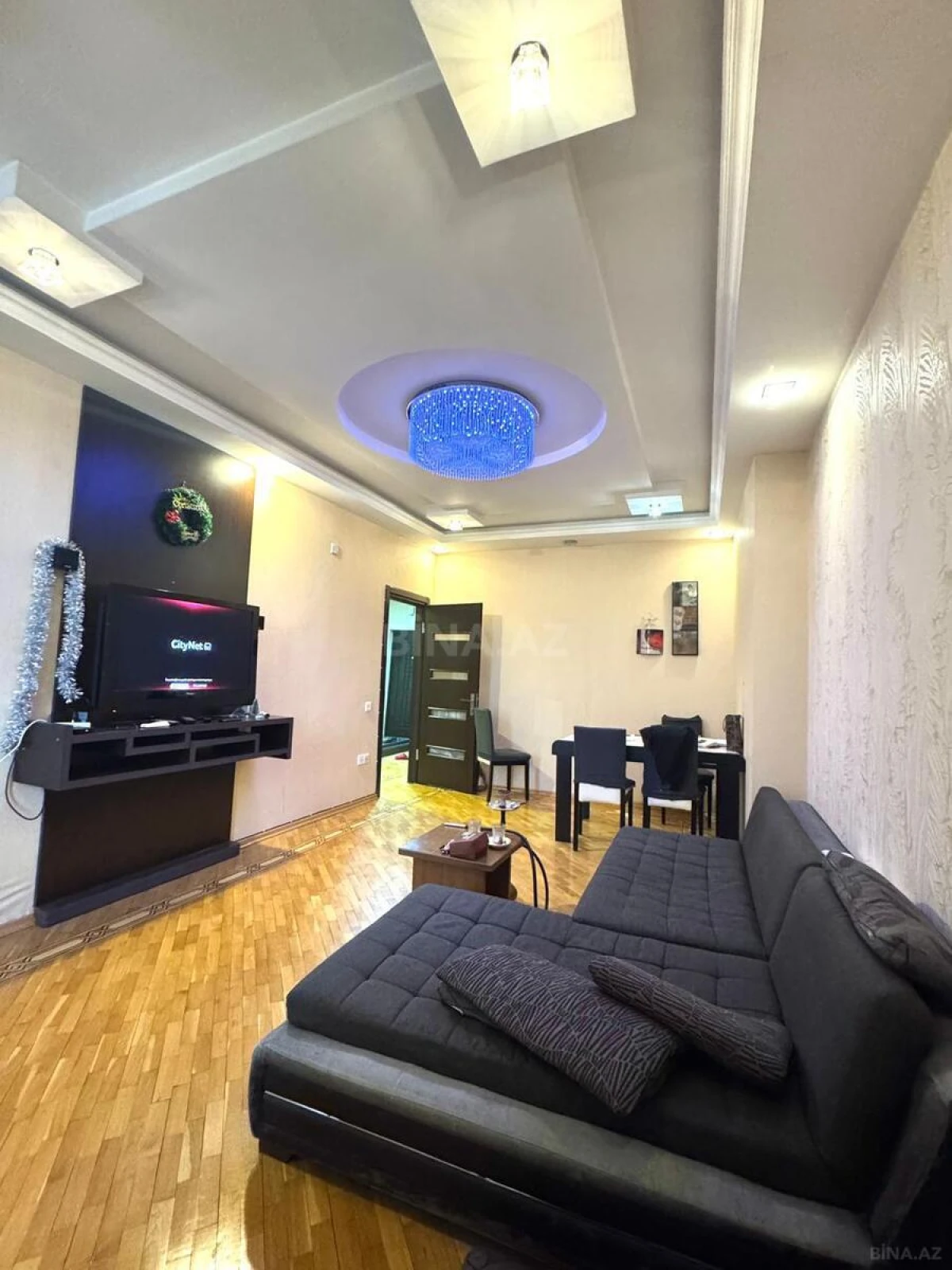 Satılır 2 otaqlı mənzil 85 m²