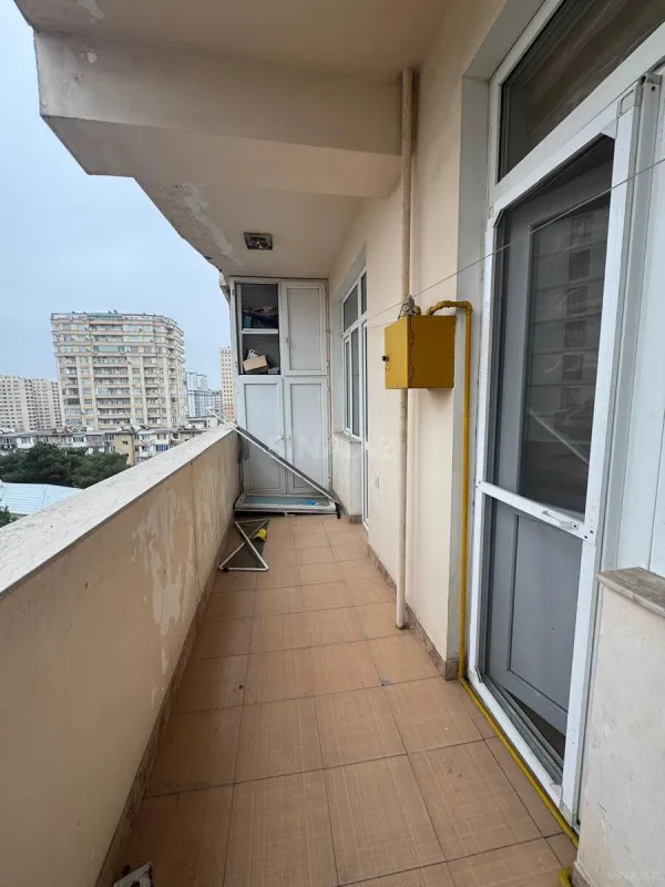 Satılır 2 otaqlı mənzil 85 m²