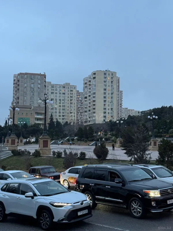 Satılır 2 otaqlı mənzil 85 m²