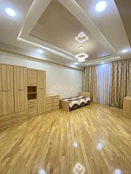 Kirayə verilir 3 otaqlı mənzil 160 m²