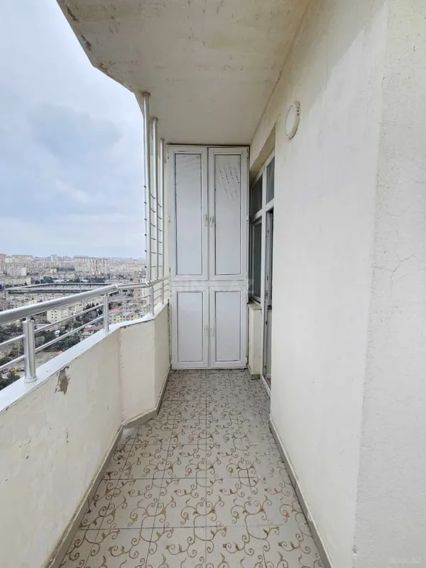 Kirayə verilir 3 otaqlı mənzil 160 m²