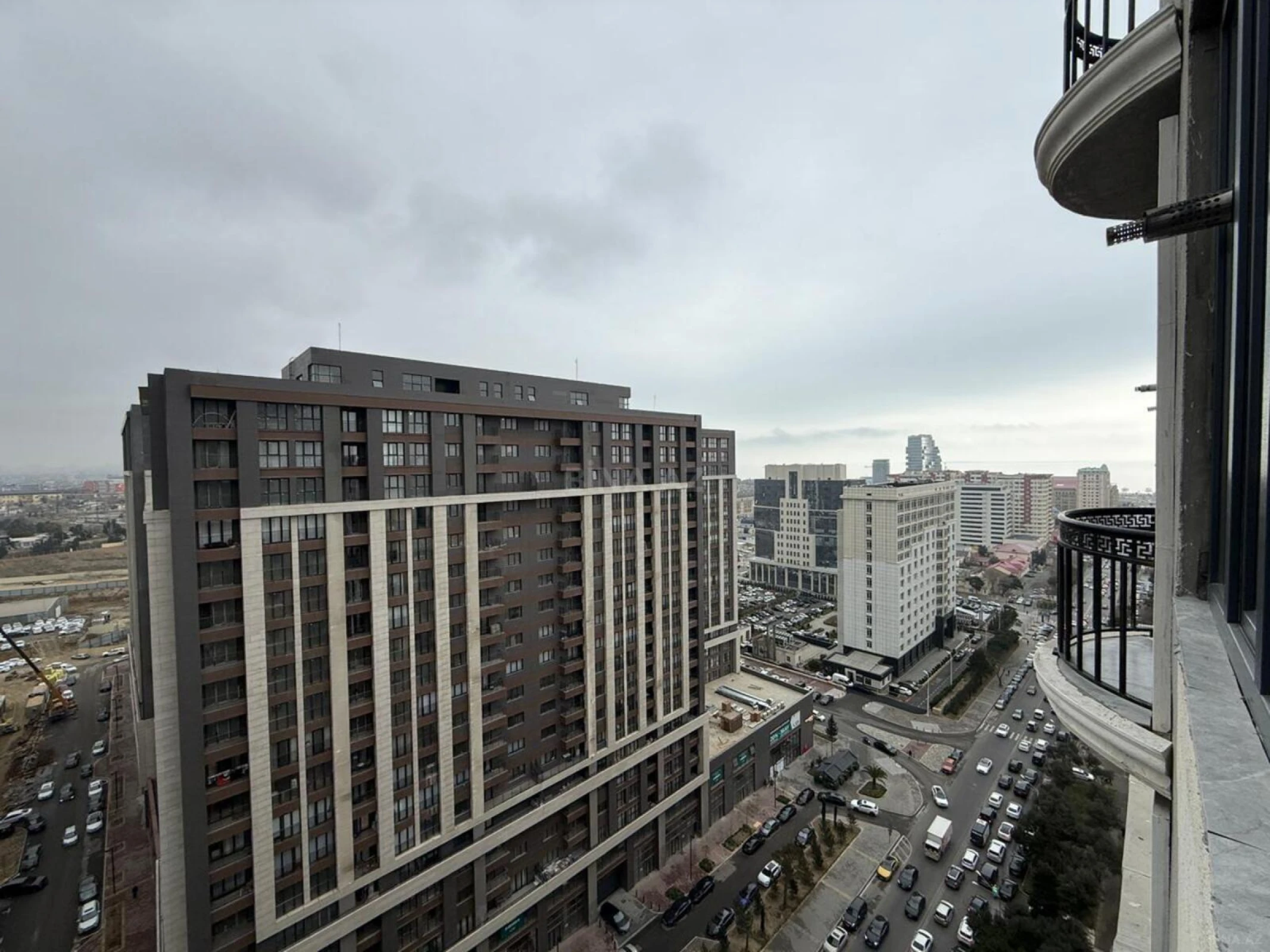 Satılır 2 otaqlı mənzil 65.2 m²