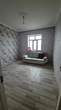 Satılır 7 otaqlı həyət evi 260 m²
