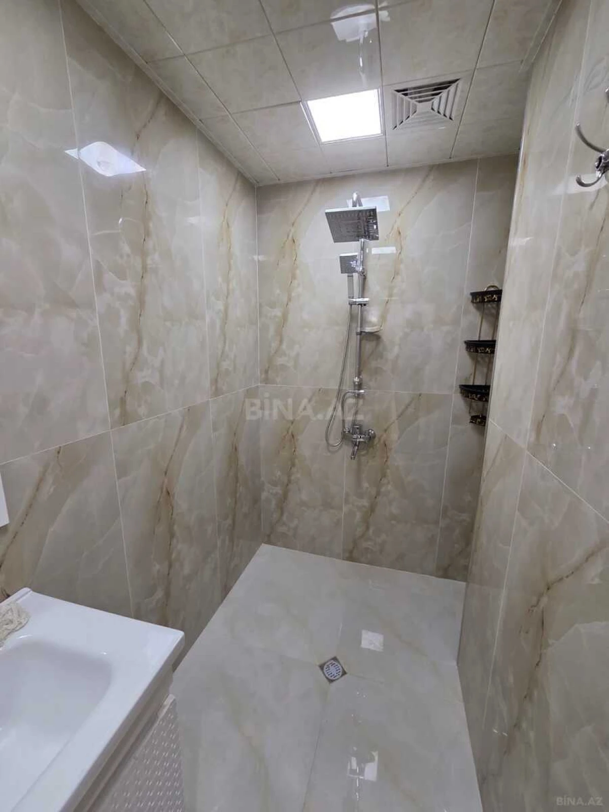 Satılır 3 otaqlı mənzil 85 m²
