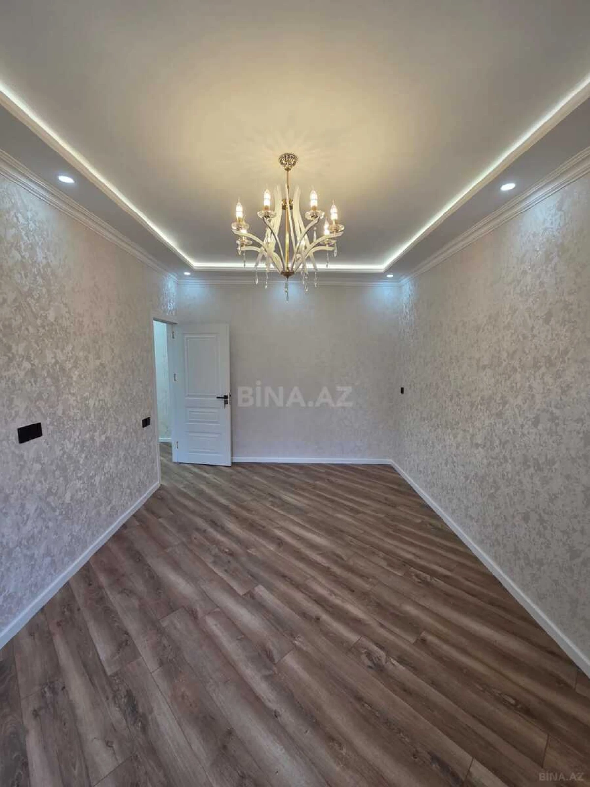 Satılır 3 otaqlı mənzil 85 m²