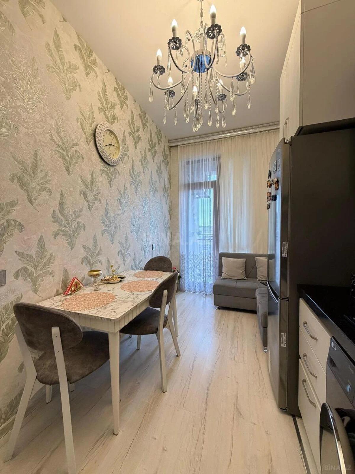Satılır 1 otaqlı mənzil 43 m²
