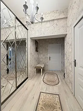 Satılır 1 otaqlı mənzil 43 m²