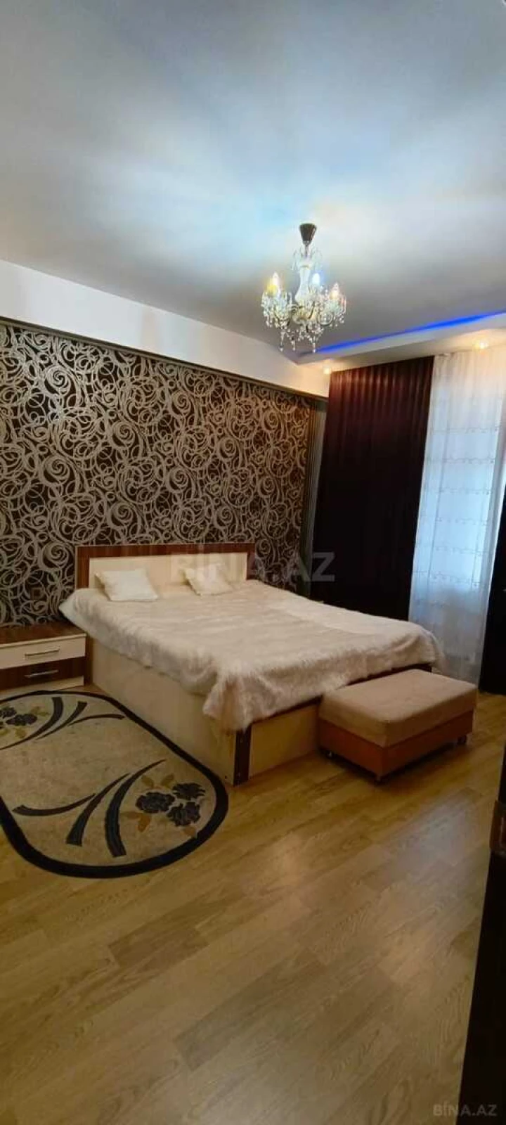 Kirayə verilir 2 otaqlı mənzil 60 m²