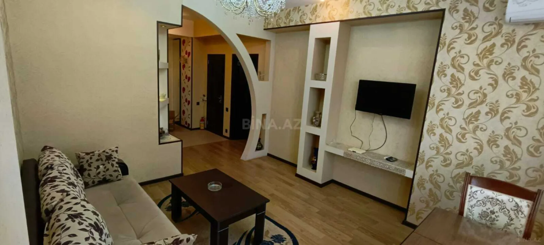Kirayə verilir 2 otaqlı mənzil 60 m²