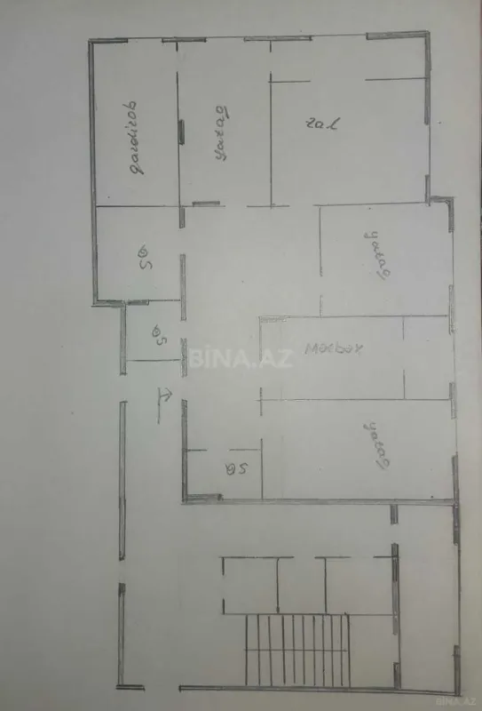 Satılır 5 otaqlı mənzil 235 m²