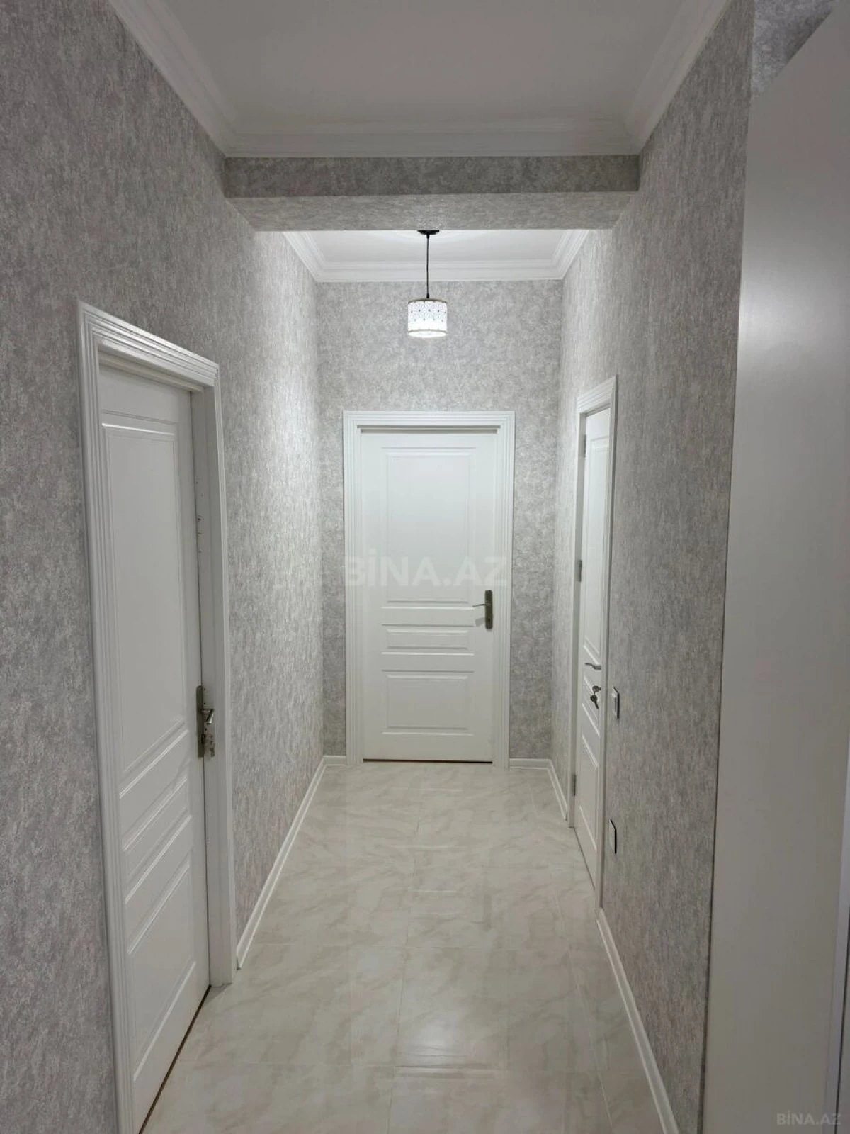 Kirayə verilir 2 otaqlı mənzil 70 m²