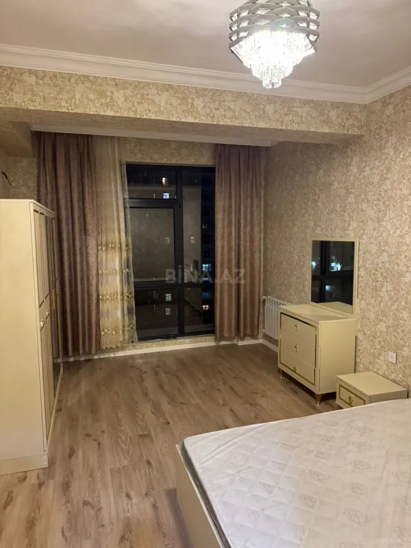 Kirayə verilir 2 otaqlı mənzil 70 m²