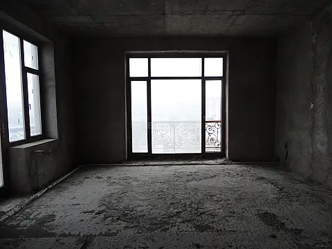 Satılır 3 otaqlı mənzil 113 m²