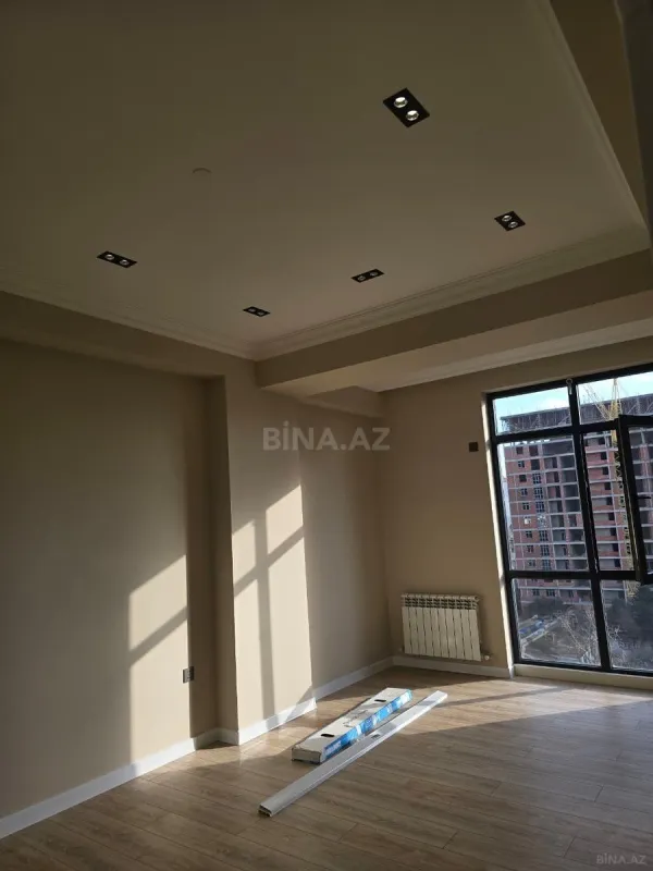 Kirayə verilir 2 otaqlı mənzil 85 m²