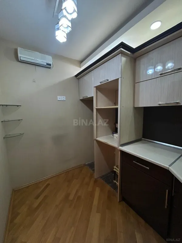 Satılır 3 otaqlı mənzil 82 m²