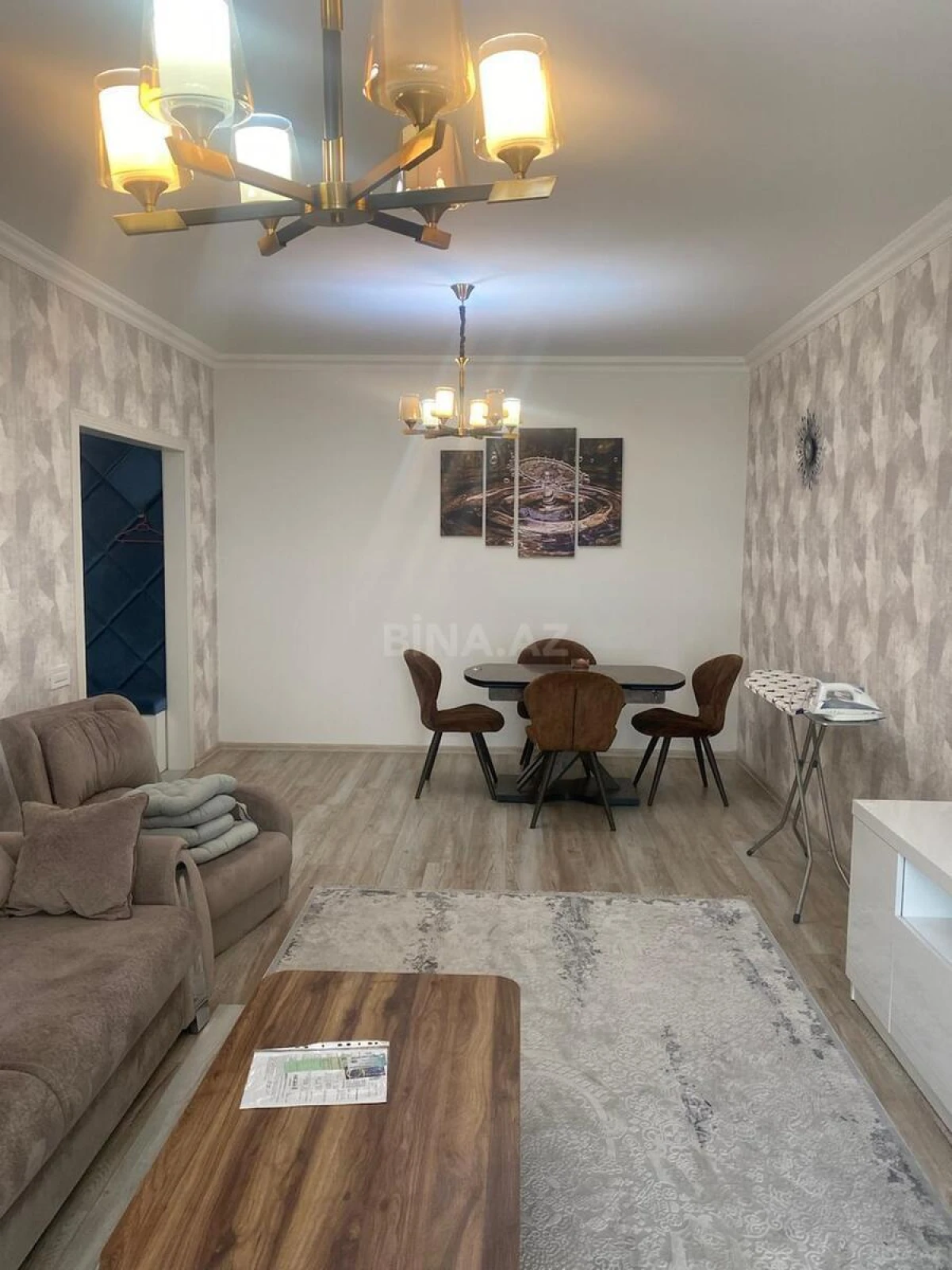 Satılır 2 otaqlı mənzil 103 m²