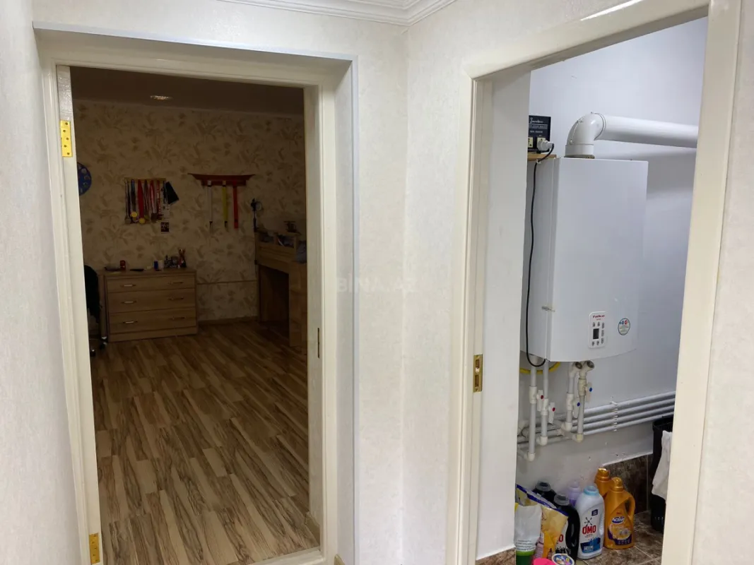 Satılır 4 otaqlı həyət evi 250 m²