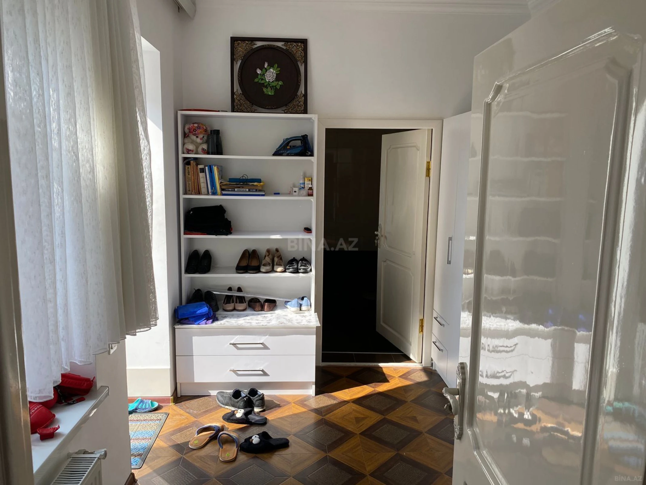 Satılır 4 otaqlı həyət evi 250 m²