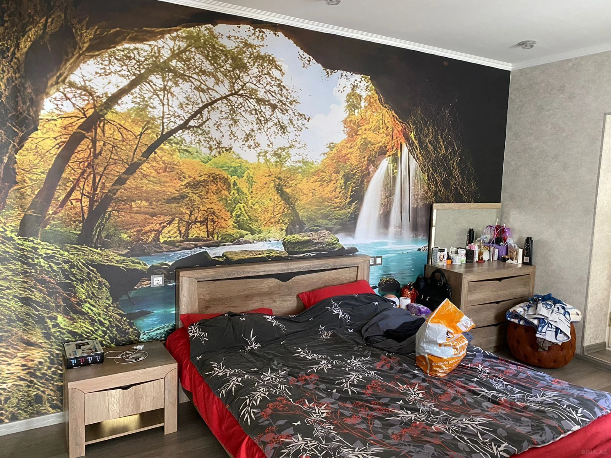 Satılır 4 otaqlı həyət evi 250 m²