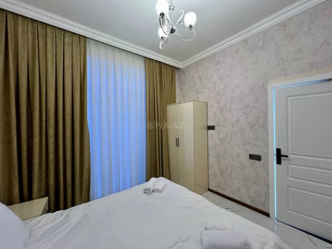 Satılır 7 otaqlı həyət evi 220 m²