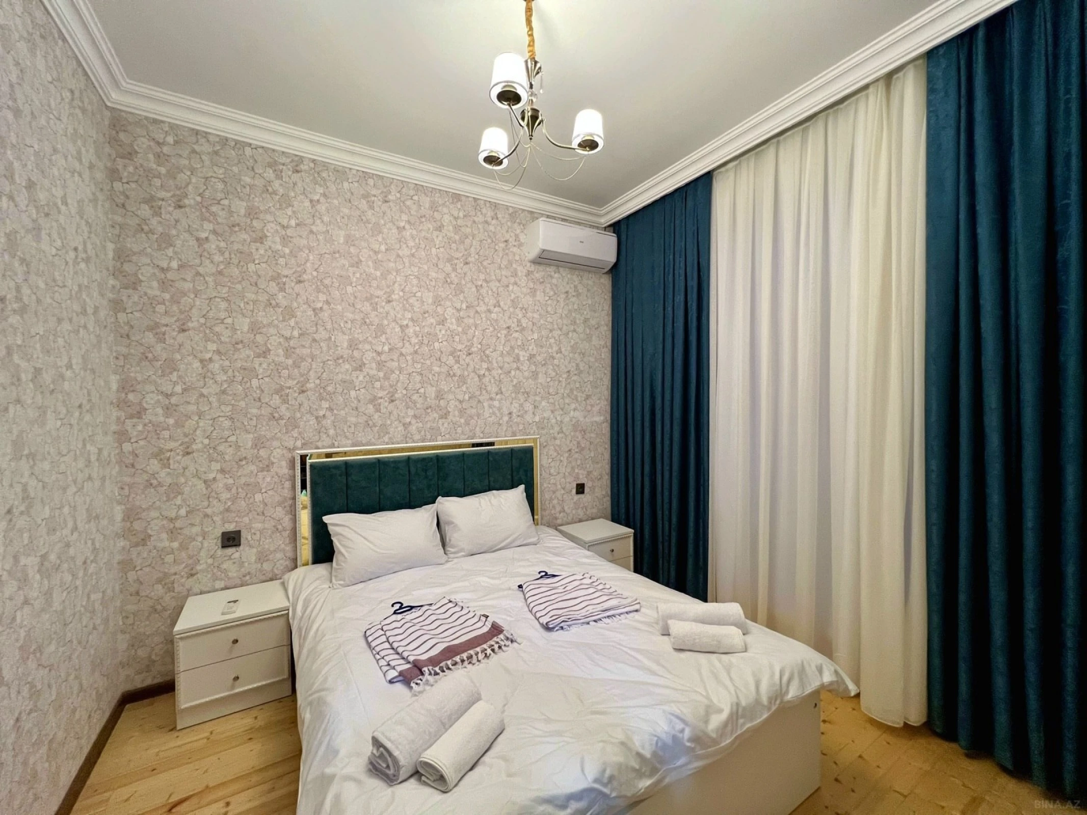 Satılır 7 otaqlı həyət evi 220 m²