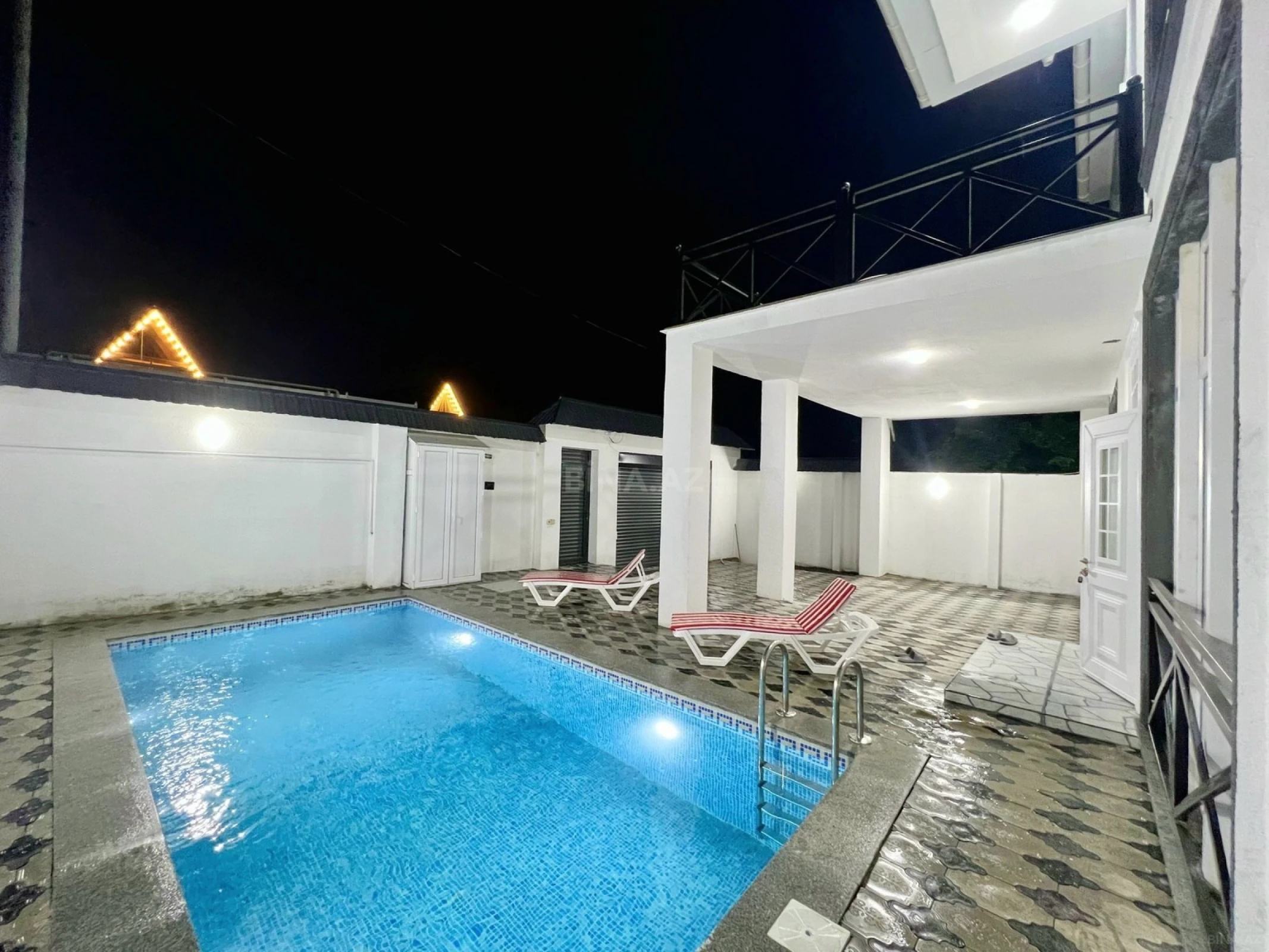 Satılır 7 otaqlı həyət evi 220 m²