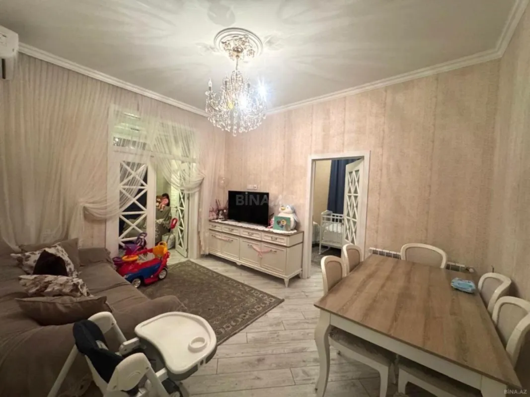 Satılır 2 otaqlı mənzil 60 m²