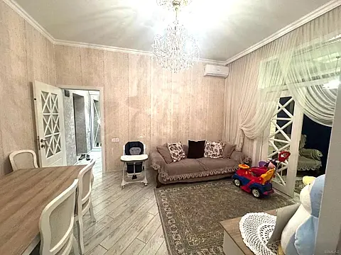 Satılır 2 otaqlı mənzil 60 m²