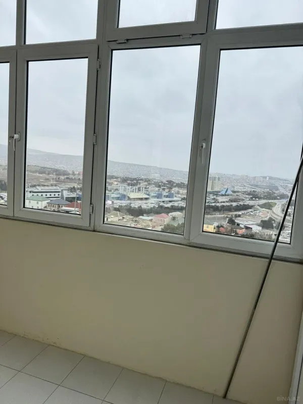 Satılır 2 otaqlı mənzil 90 m²