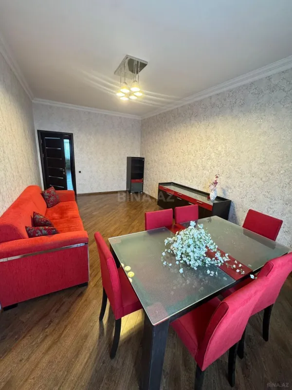 Satılır 2 otaqlı mənzil 90 m²