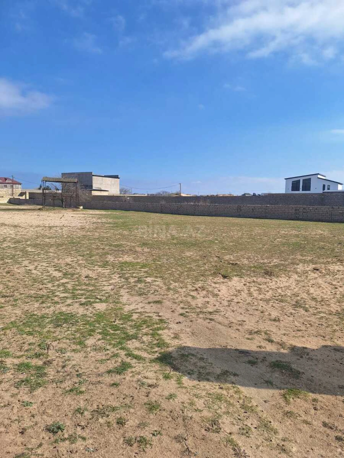 Satılır torpaq sahəsi 25 m²