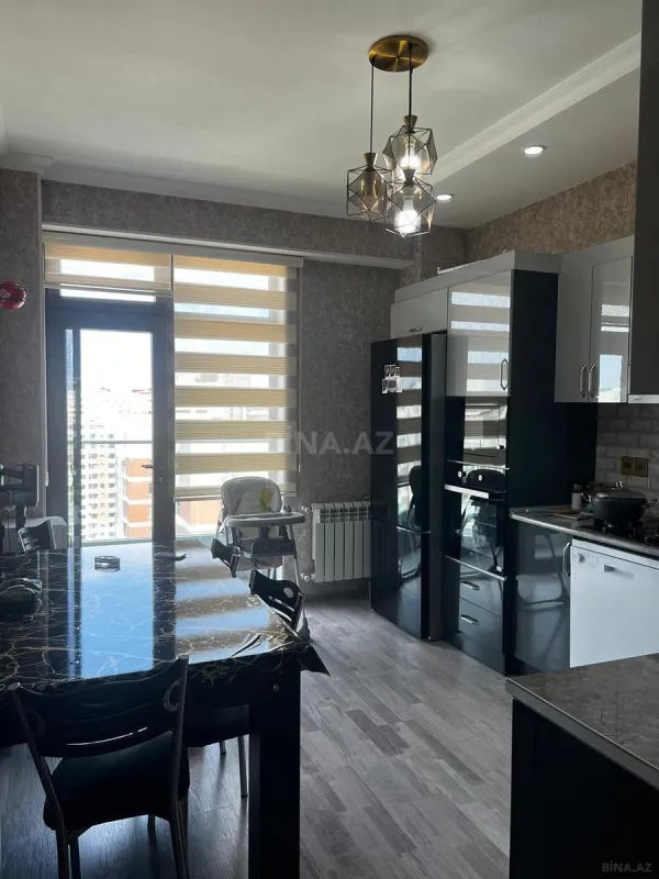 Satılır 3 otaqlı mənzil 100 m²