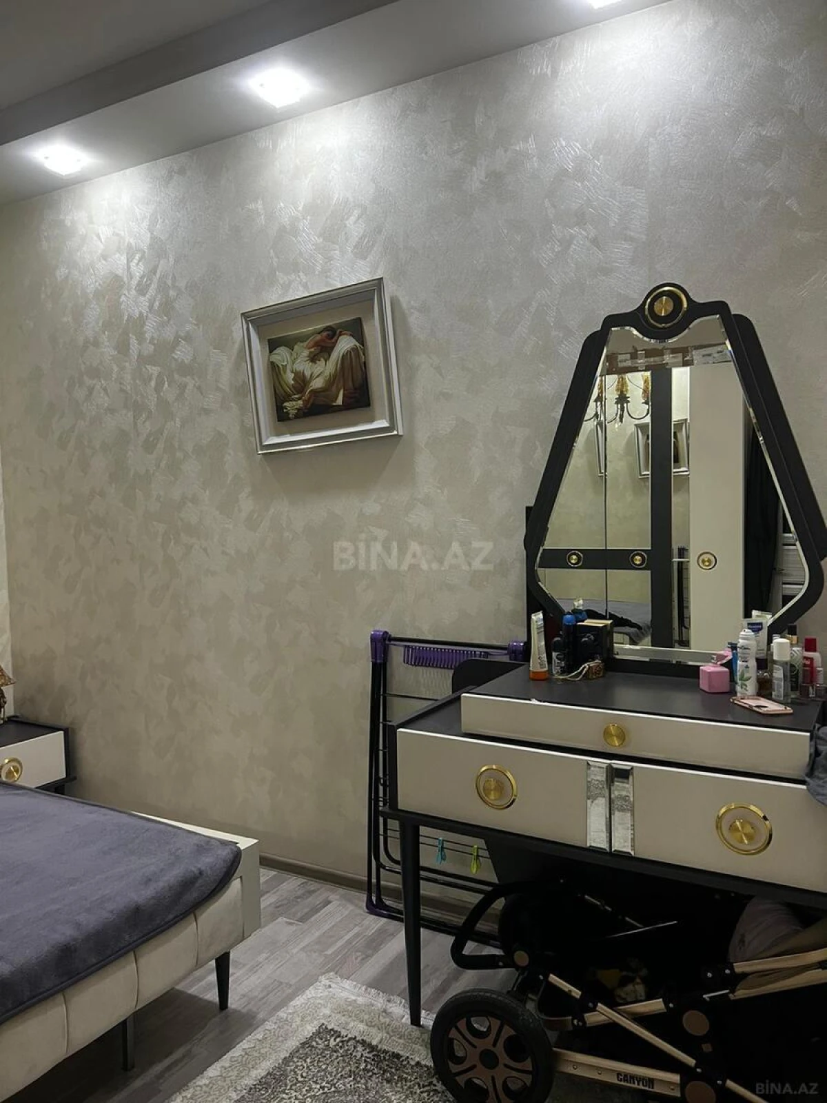 Satılır 3 otaqlı mənzil 100 m²