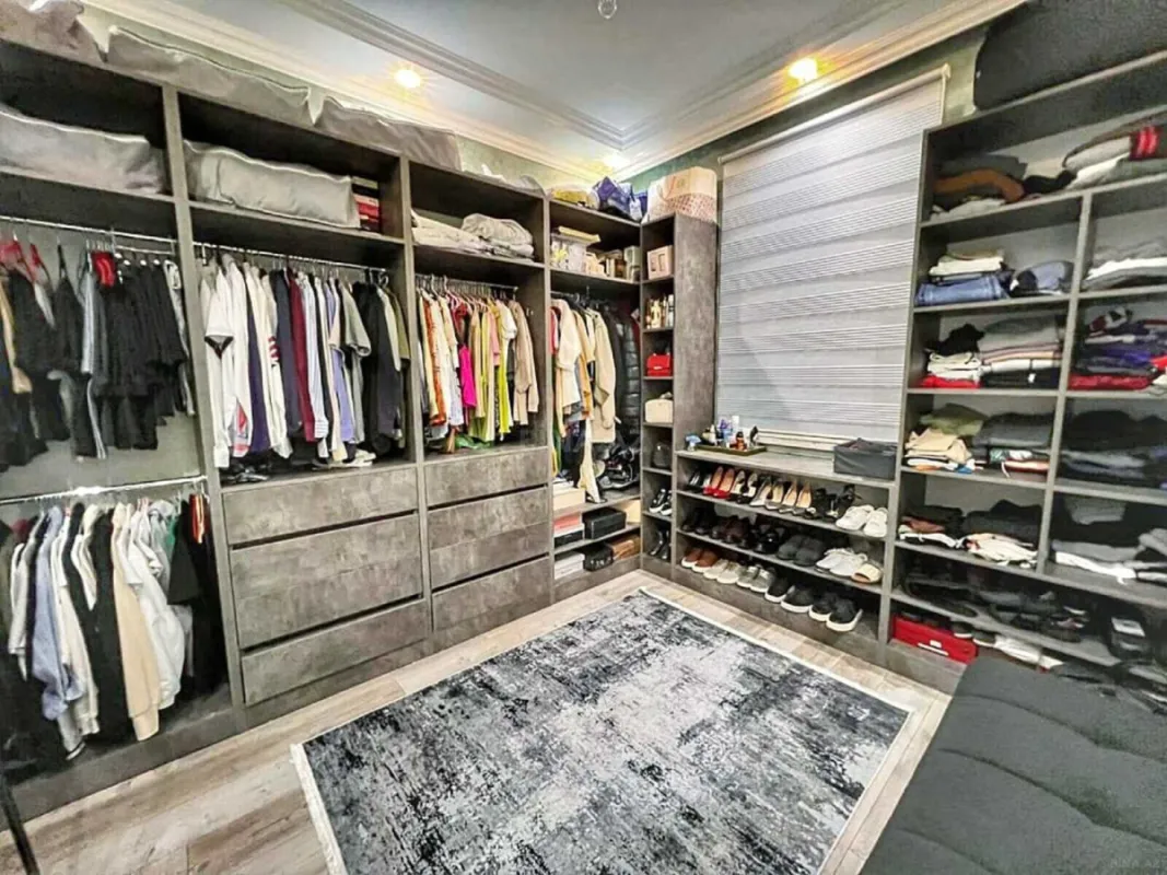 Satılır 5 otaqlı həyət evi 140 m²