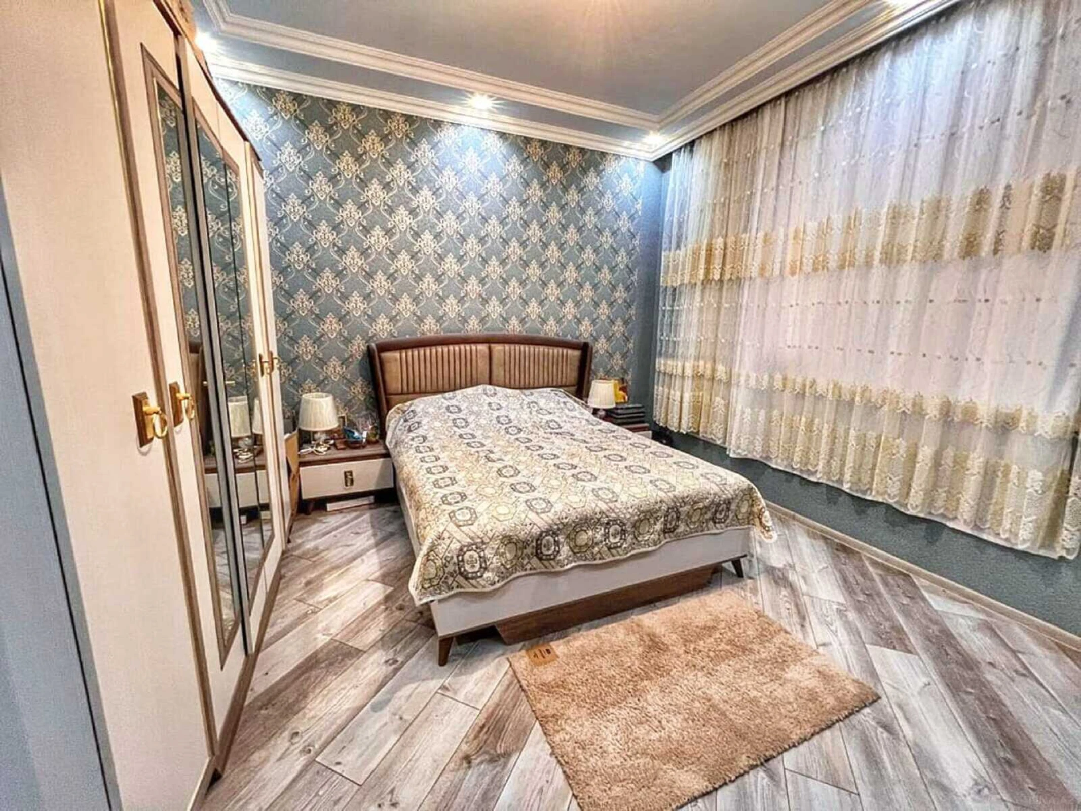 Satılır 5 otaqlı həyət evi 140 m²