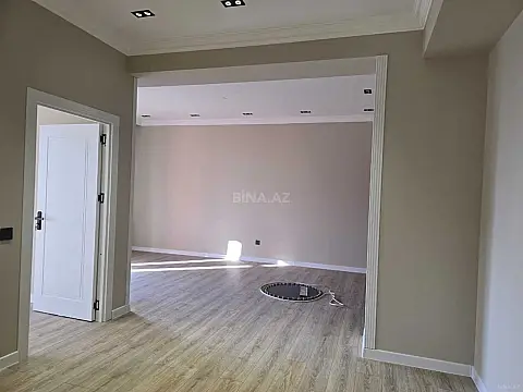 Kirayə verilir 2 otaqlı mənzil 85 m²