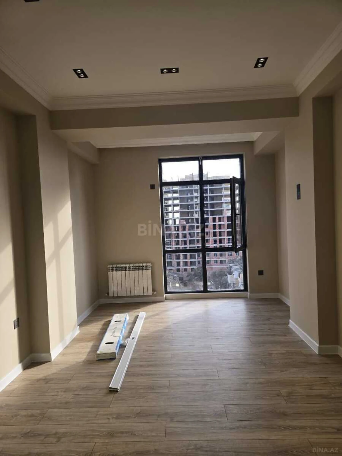 Kirayə verilir 2 otaqlı mənzil 85 m²
