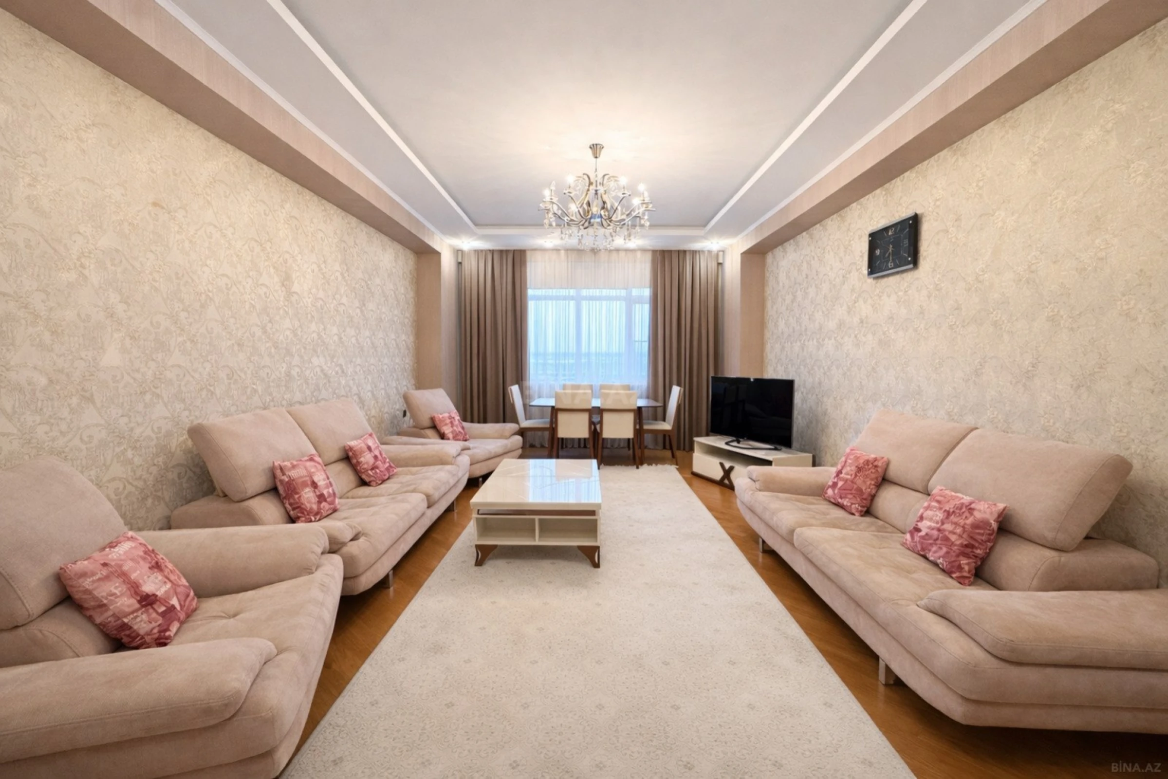 Satılır 3 otaqlı mənzil 140 m²