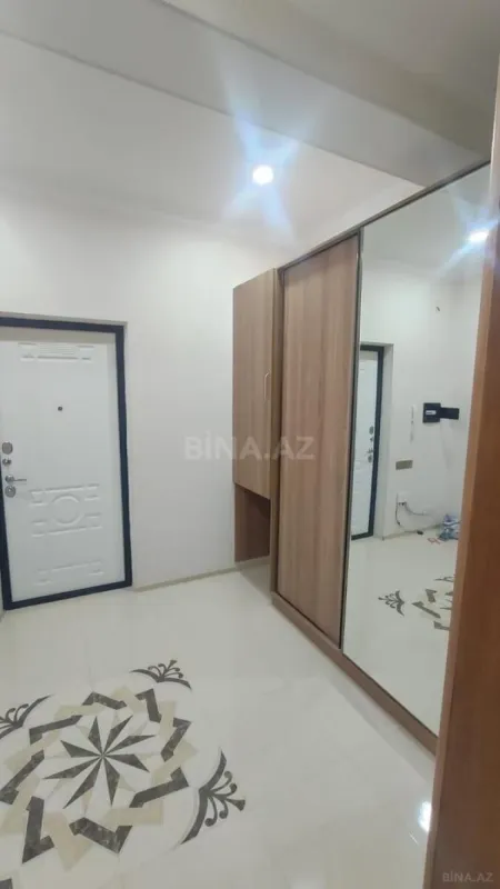 Kirayə verilir 2 otaqlı mənzil 100 m²