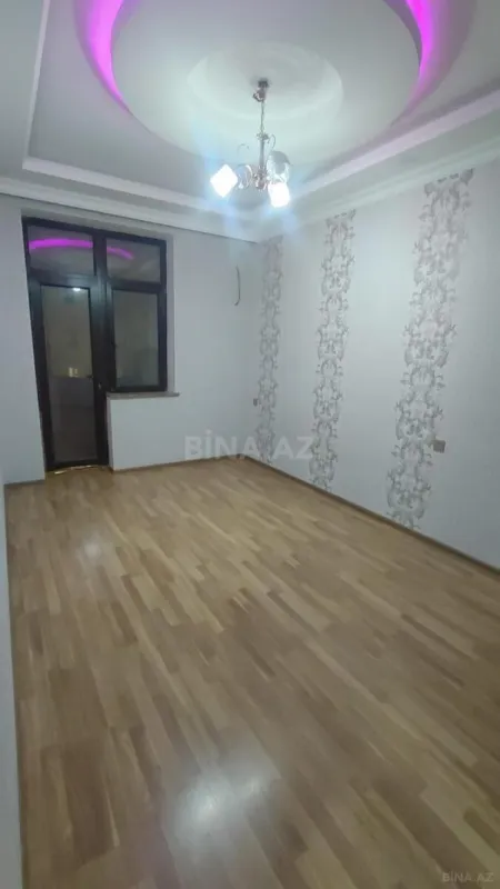 Kirayə verilir 2 otaqlı mənzil 100 m²