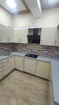 Kirayə verilir 2 otaqlı mənzil 100 m²