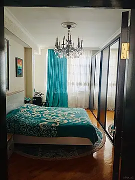 Satılır 3 otaqlı mənzil 125 m²