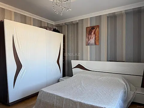 Satılır 3 otaqlı mənzil 120 m²