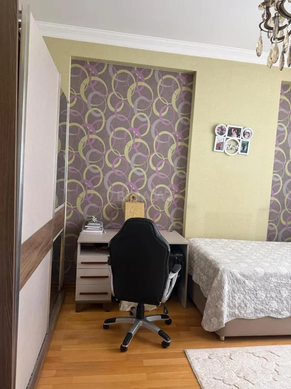Satılır 3 otaqlı mənzil 120 m²