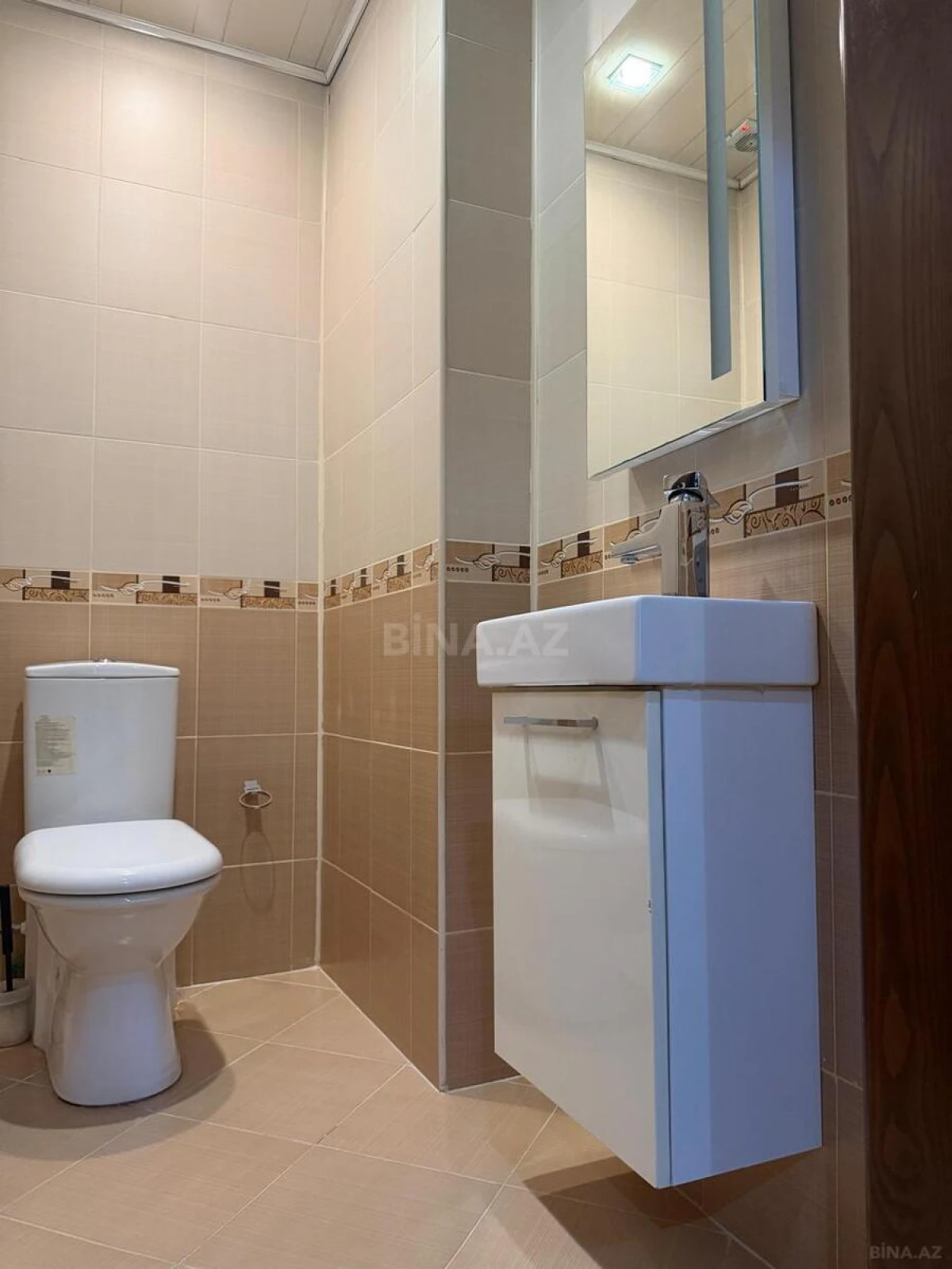 Satılır 3 otaqlı mənzil 120 m²