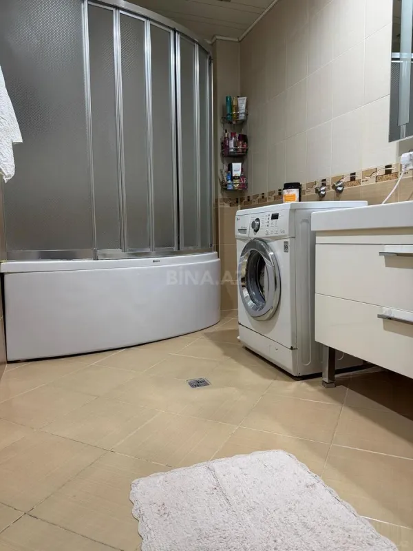 Satılır 3 otaqlı mənzil 120 m²